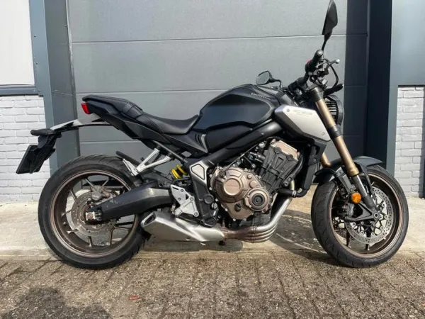 2022 Honda CB 650 R cb650r - € 3.850 · Bieden (1/1)