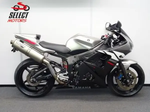 2003 Yamaha YZF R6 - €4,690 (1/1)