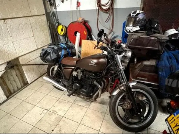1981 Honda CB 650 - €1,250 · Bidding (1/1)