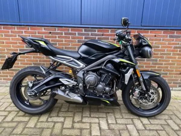 2021 Triumph Street Triple 765 RS - € 7.250 (1/1)