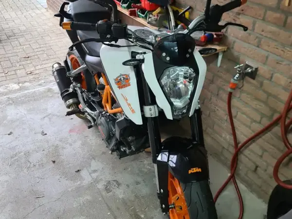 2016 KTM 390 Duke - € 3.000 (1/1)