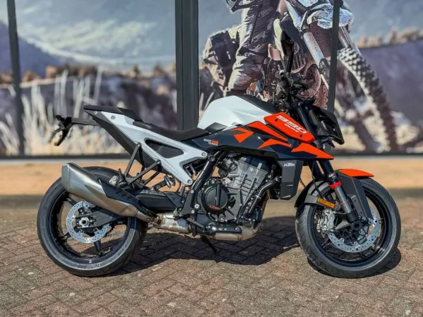2026 KTM 990 Duke - €15,290 (1/1)