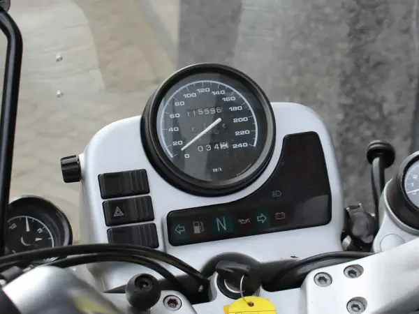 1995 BMW R 1100 R - €1,750 (1/1)