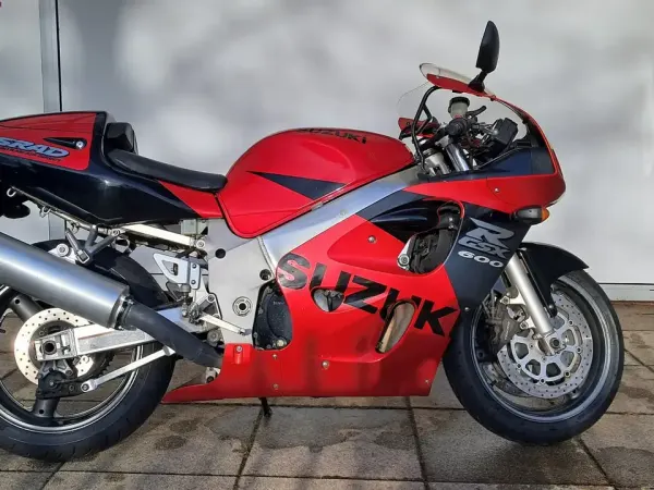 1998 Suzuki GSX-R 600 - € 2.790 (1/1)