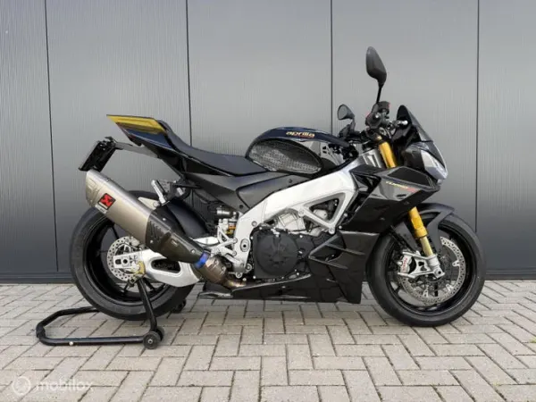 2023 Aprilia Tuono V4 1100 - €14,995 · Bidding (1/1)