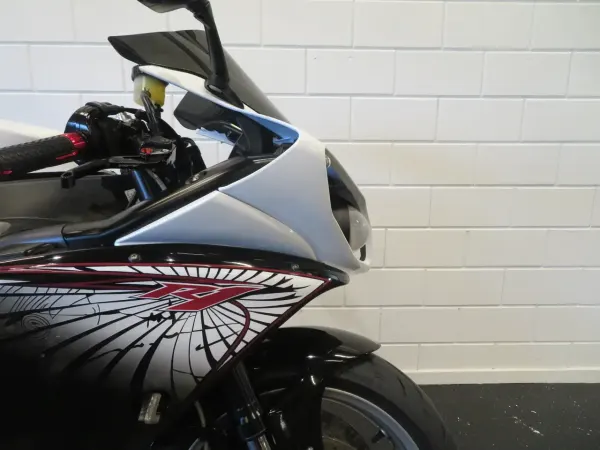 2009 Yamaha YZF R1 - €8,950 (1/1)