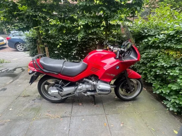 1993 BMW R1100RS 1993 - €1,100 · Bidding (1/1)