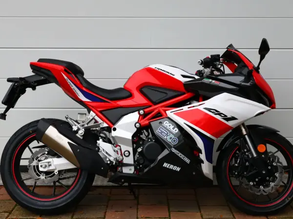 2026 Yamaha YZF-R125 - €4,490 (1/1)