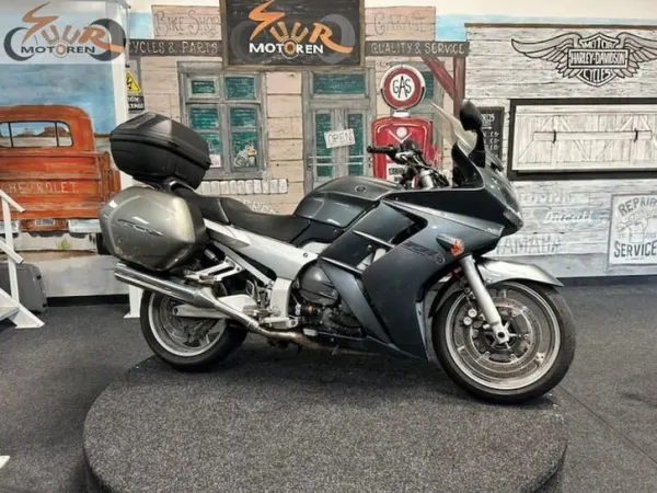 2004 Yamaha FJR 1300 - Reserved (1/1)