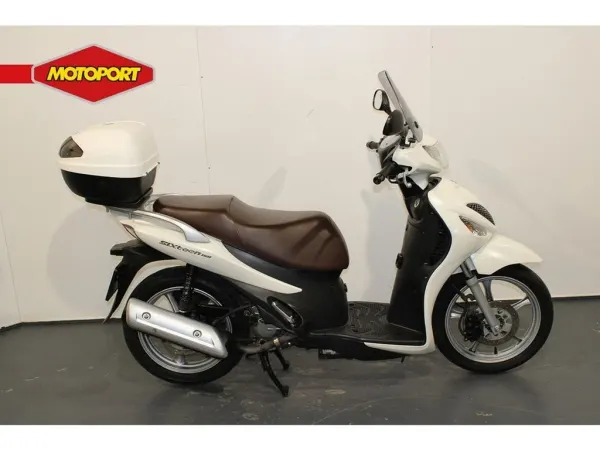 2008 Suzuki UX 150 - € 1.850 (1/1)