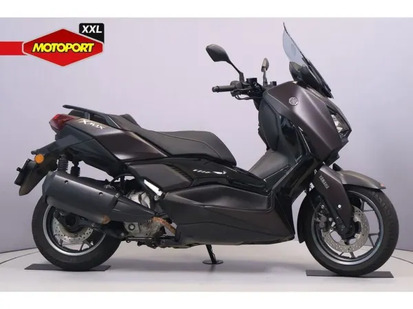 2024 Yamaha X Max 300 Tech Max - €6,990 (1/1)