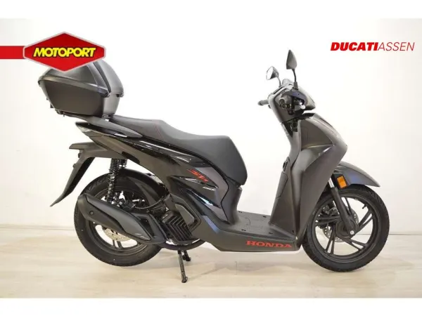 2026 Honda SH 150i - € 5.099 (1/1)