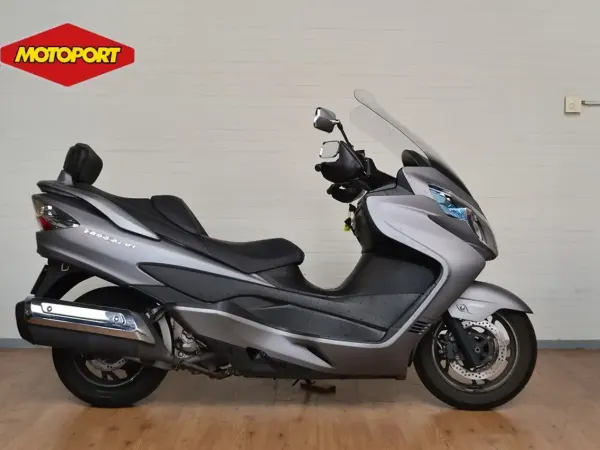 2016 Suzuki Burgman 400 - €4,399 (1/1)
