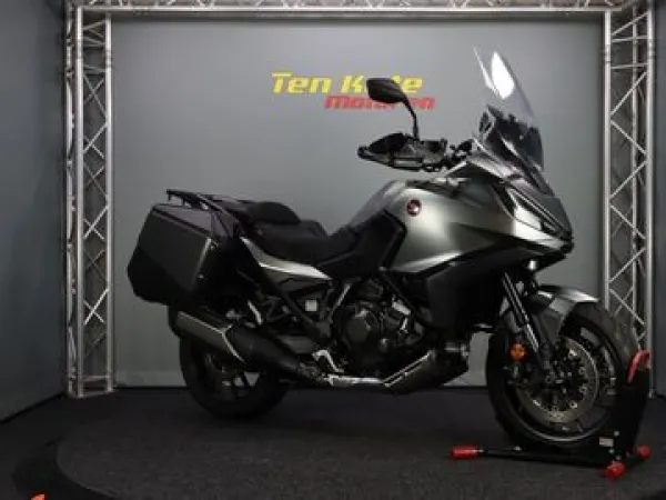2022 Honda NT 1100 - €11,940 (1/1)