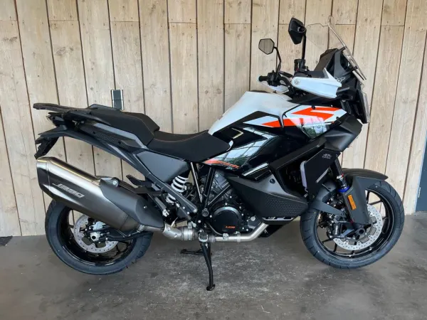 2026 KTM 1390 Super Adventure S EVO - € 26.980 (1/1)