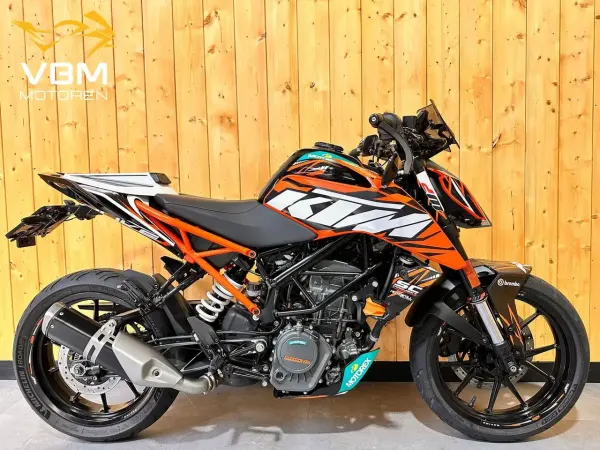 2020 KTM 125 Duke - €3,999 (1/1)