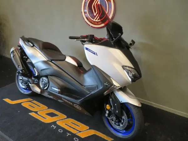 2017 Yamaha Tmax 530 - € 8.350 (1/1)