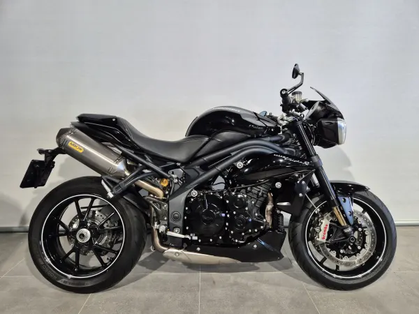 2016 Triumph Speed Triple - € 8.990 (1/1)