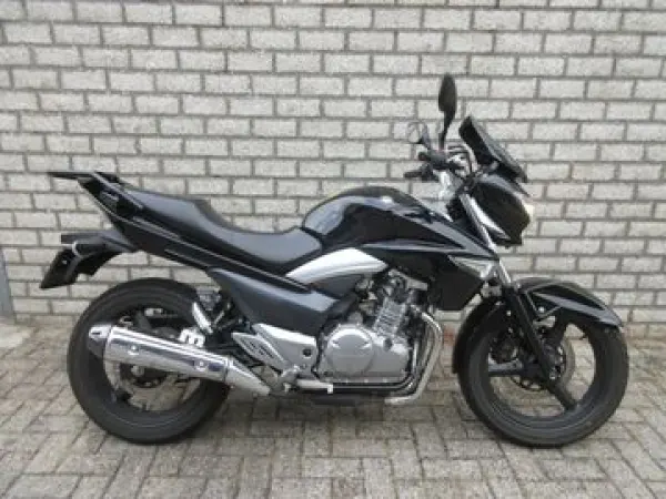2014 Suzuki Inazuma 250 - € 2.999 (1/1)