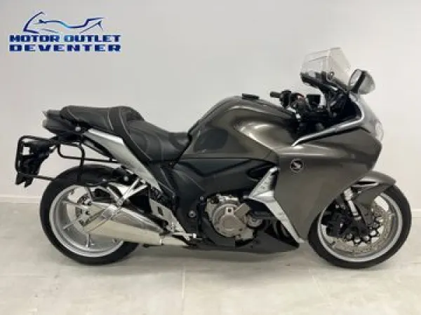 2012 Honda VFR 1200 F DCT C-ABS - €4,950 (1/1)