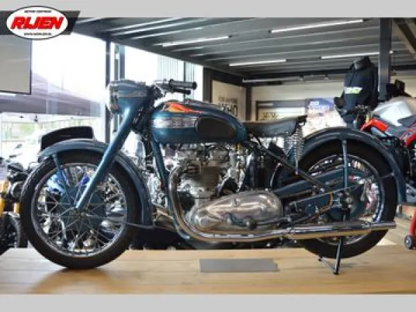 1951 Triumph Thunderbird - €10,900 (1/1)