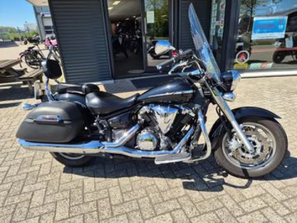2011 Yamaha XVS 1300 A Midnight Star - €8,250 (1/1)