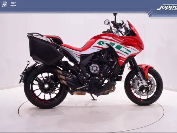2022 MV Agusta Turismo Veloce Lusso RC SCS - € 28.600 (1/1)