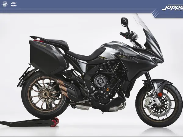 2022 MV Agusta Turismo Veloce Lusso SCS - € 26.100 (1/1)
