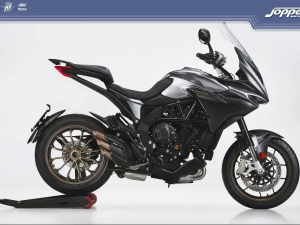 2022 MV Agusta Turismo Veloce Lusso - € 22.250 (1/1)