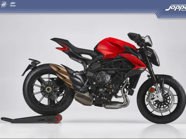 2022 MV Agusta Dragster Rosso - €17,800 (1/1)