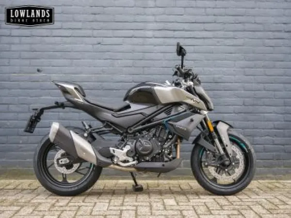 2026 Cfmoto 450 NK - €6,349 (1/1)