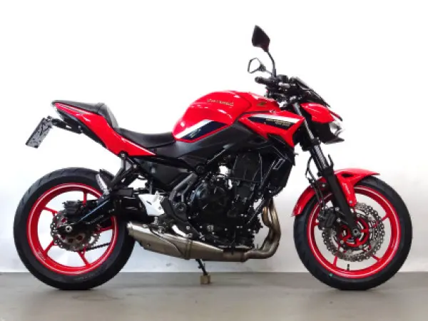 2022 Kawasaki Z650 50th Anniversary - € 6.990 (1/1)