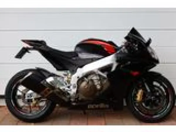 2009 Aprilia RSV4 - €8,990 (1/1)