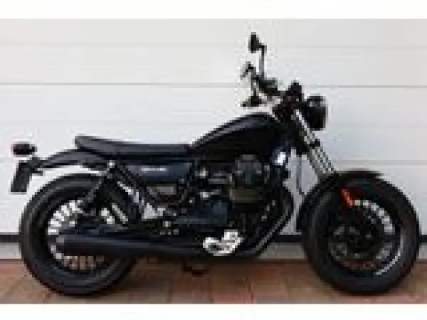 2016 Moto Guzzi V 9 Bobber Special Edition - € 7.990 (1/1)