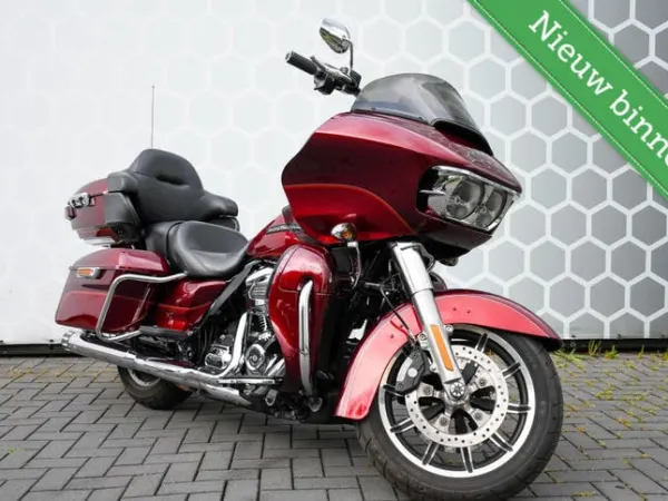 2017 Harley-Davidson Road Glide Ultra 2017 Hard Candy Custom - € 16.950 (1/1)