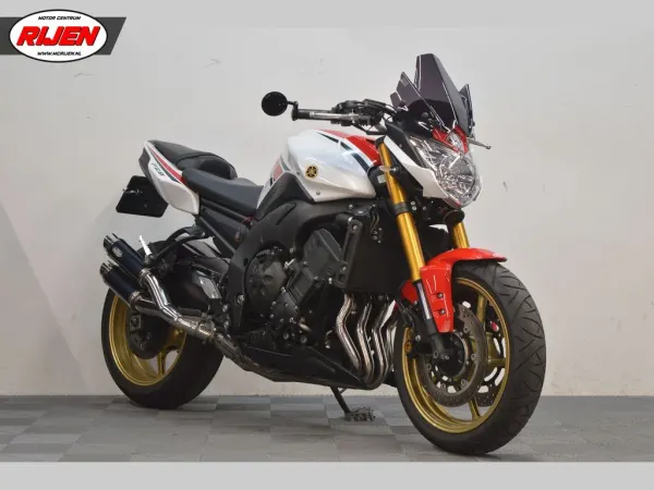 2013 Yamaha FZ 8 50TH Anniversary - €6,690 (1/1)