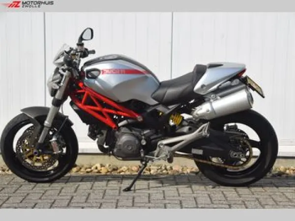 2009 Ducati Monster 696 - € 3.950 (1/1)