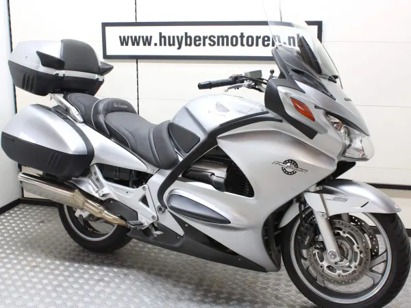 2004 Honda ST 1300 Pan European ABS - €5,400 (1/1)