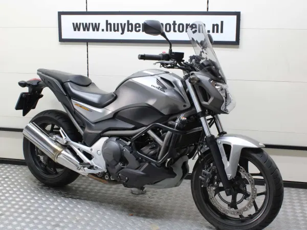2013 NC700S DCT ABS Naked - € 5.900 (1/1)