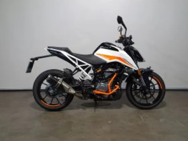 2023 KTM 390 Duke - €4,990 (1/1)