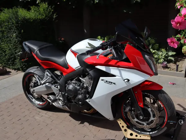 2015 Honda CBR 650 - € 6.895 (1/1)