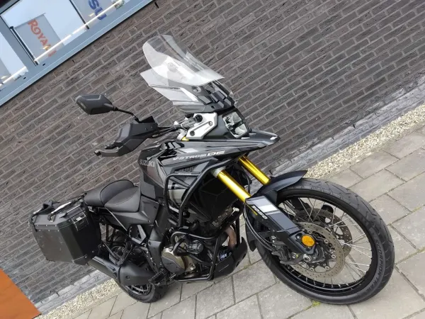 2023 Suzuki V-Strom 1050 DE - € 12.990 (1/1)