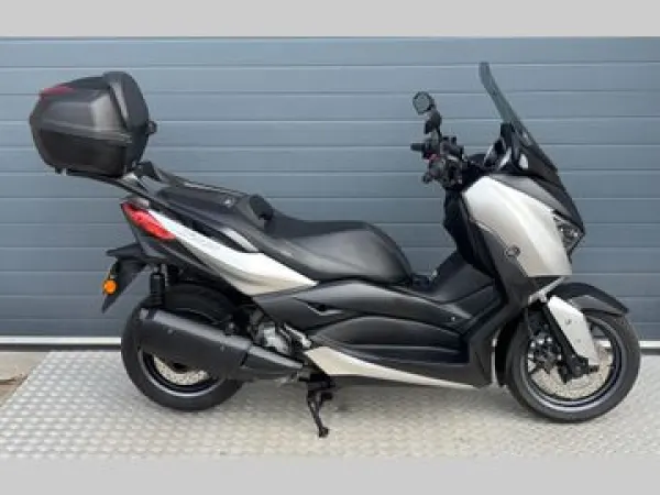 2019 Yamaha X Max 300 ABS - € 4.250 (1/1)