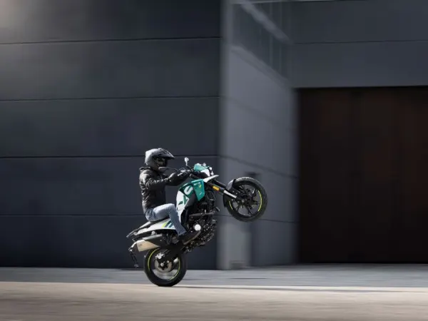 Bouwjaar onbekend Benelli BKX 125S - € 4.299 (1/1)
