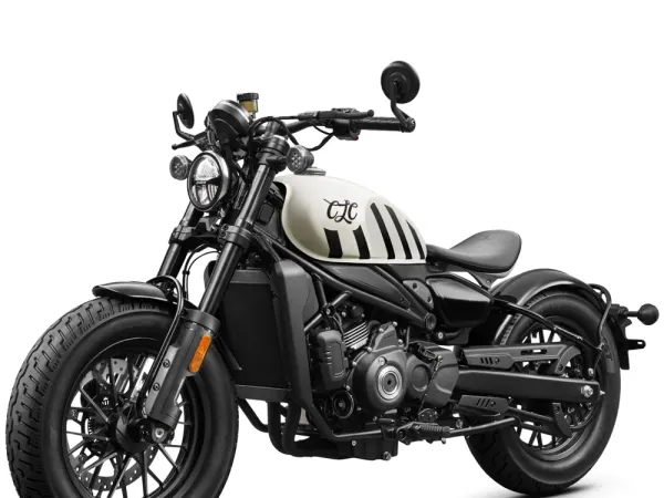 2026 Cfmoto 450 CLC Bobber - € 7.449 (1/1)