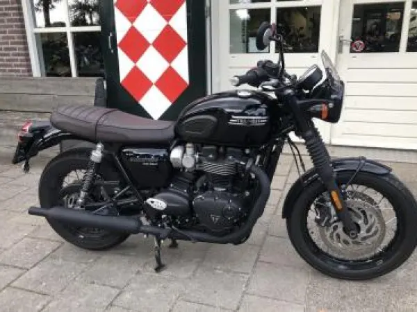 2021 Bonneville T120 Black ABS - €13,490 (1/1)
