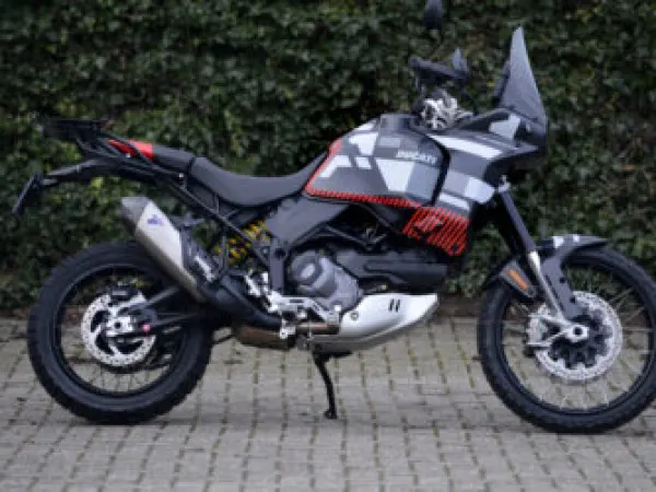 2023 VERKOCHT! – Ducati Desertx - € 2.507 (1/1)