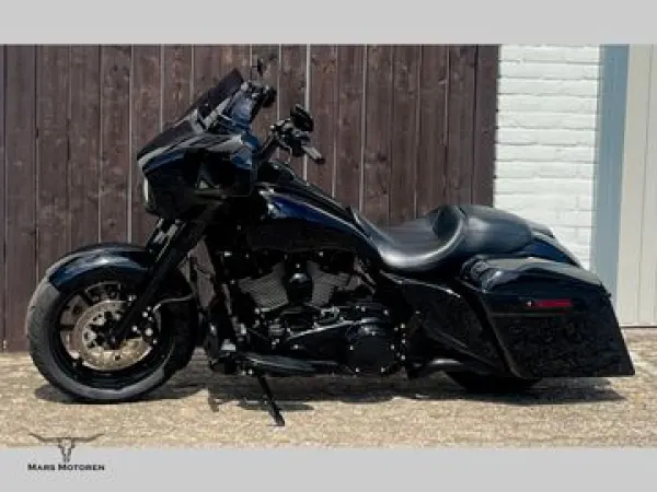 2017 Harley-Davidson Fat Front Tire Street Glide FLHX - € 22.950 (1/1)