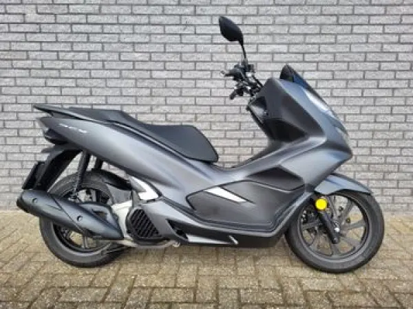 2020 Honda Ww125A - € 3.250 (1/1)
