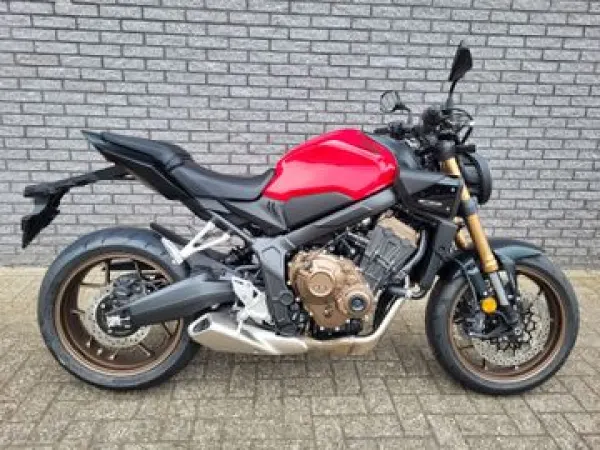 2026 Honda CB 650 R - € 10.349 (1/1)
